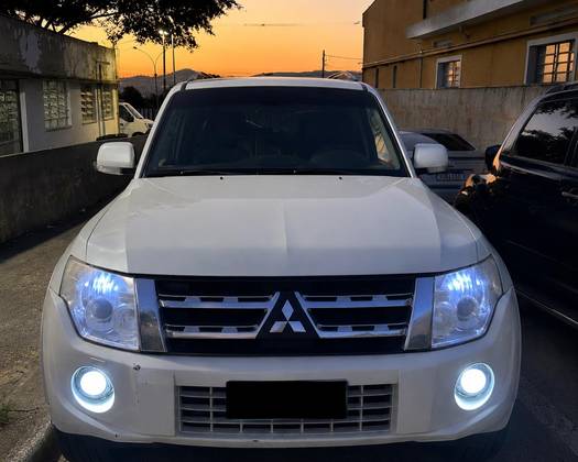 MITSUBISHI PAJERO FULL 3.8 HPE 4X4 V6 24V GASOLINA 4P AUTOMÁTICO MITSUBISHI PAJERO FULL 3.8 HPE 4X4 V6 24V GASOLINA 4P AUTOMÁTICO